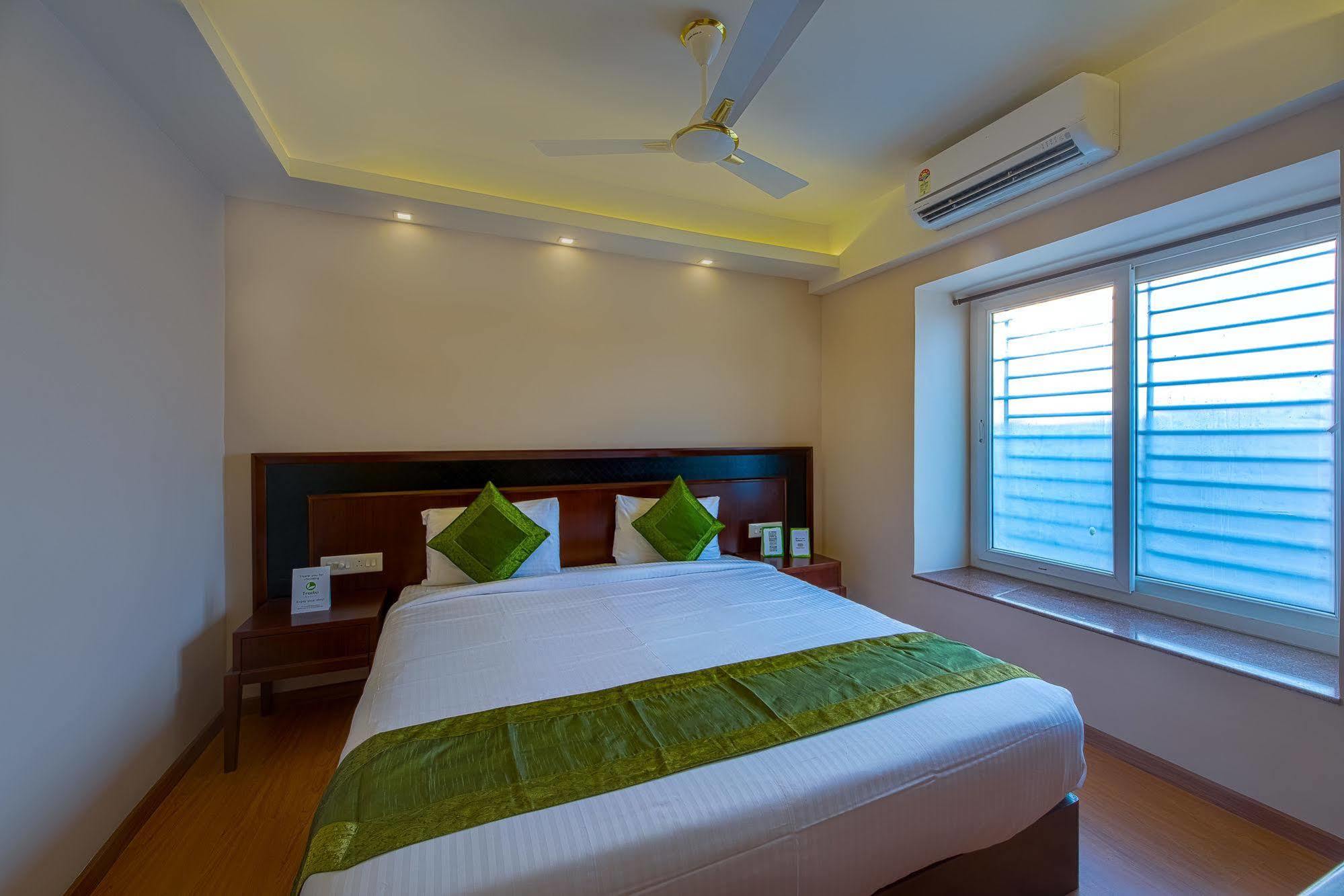 Treebo Vedanta Otel Kalküta Dış mekan fotoğraf