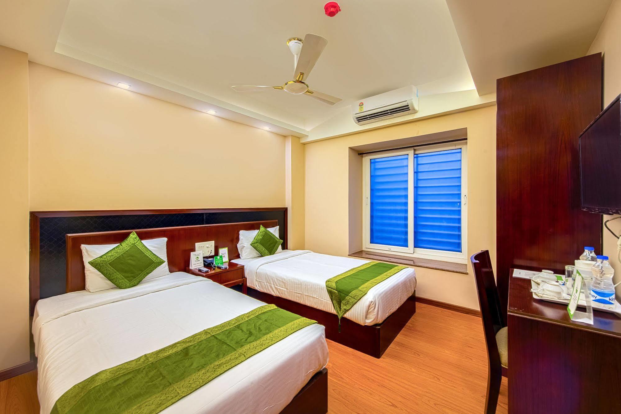 Treebo Vedanta Otel Kalküta Dış mekan fotoğraf