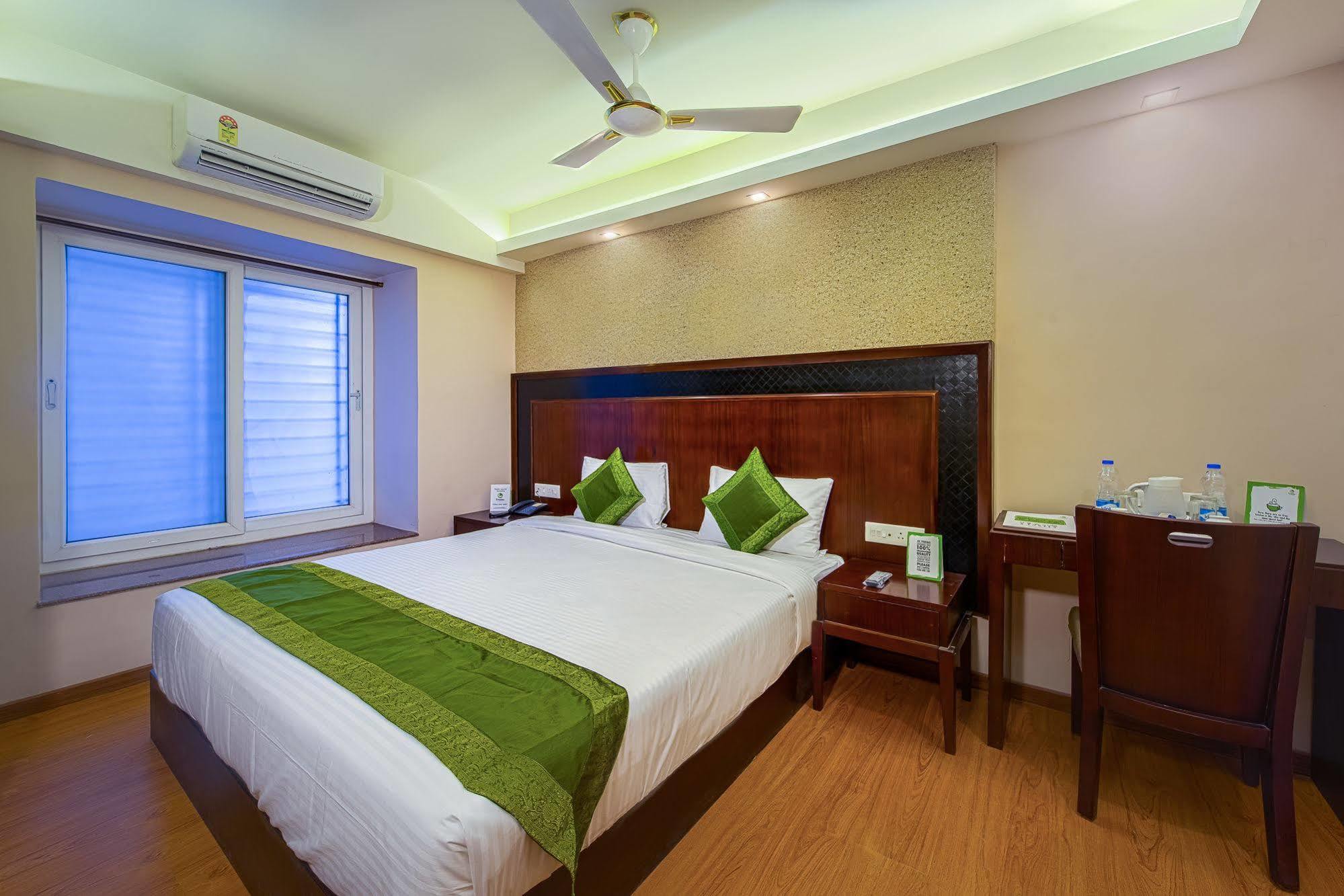 Treebo Vedanta Otel Kalküta Dış mekan fotoğraf
